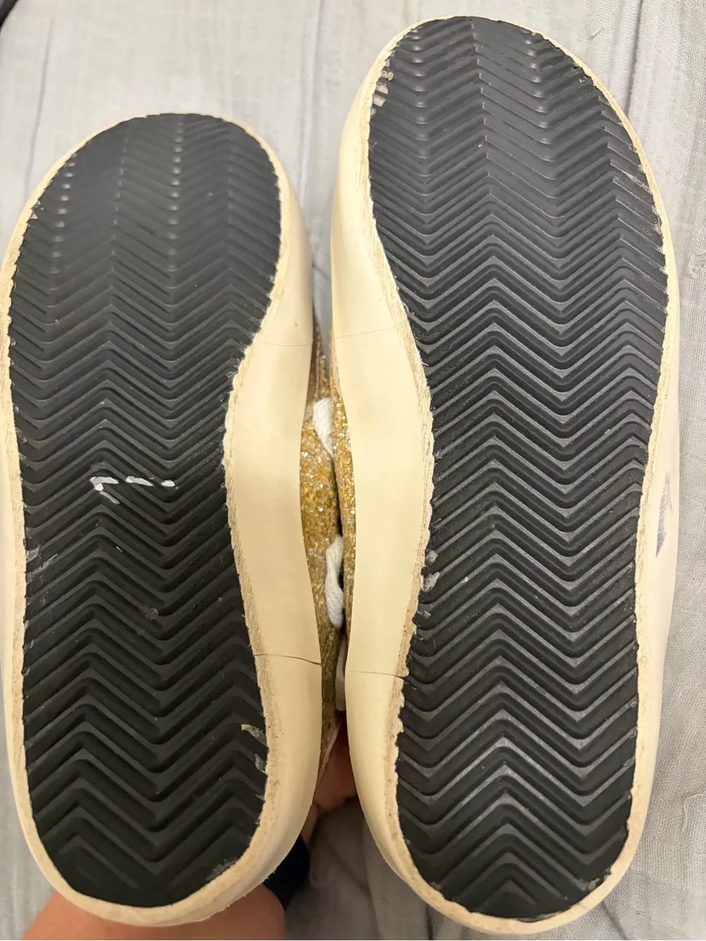 Golden Goose Super Star Gold Glitter Low-Top Sneaker size 8.5